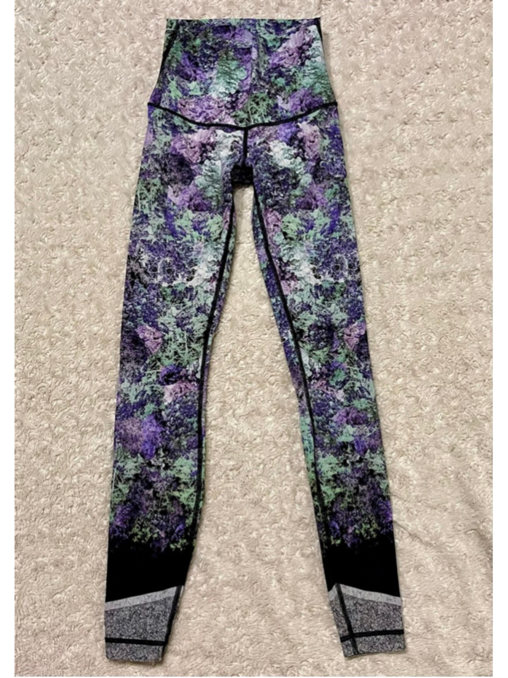 Lululemon Wunder Under Hi-Rise Tight, Size 4, 28” Inseam, EUC